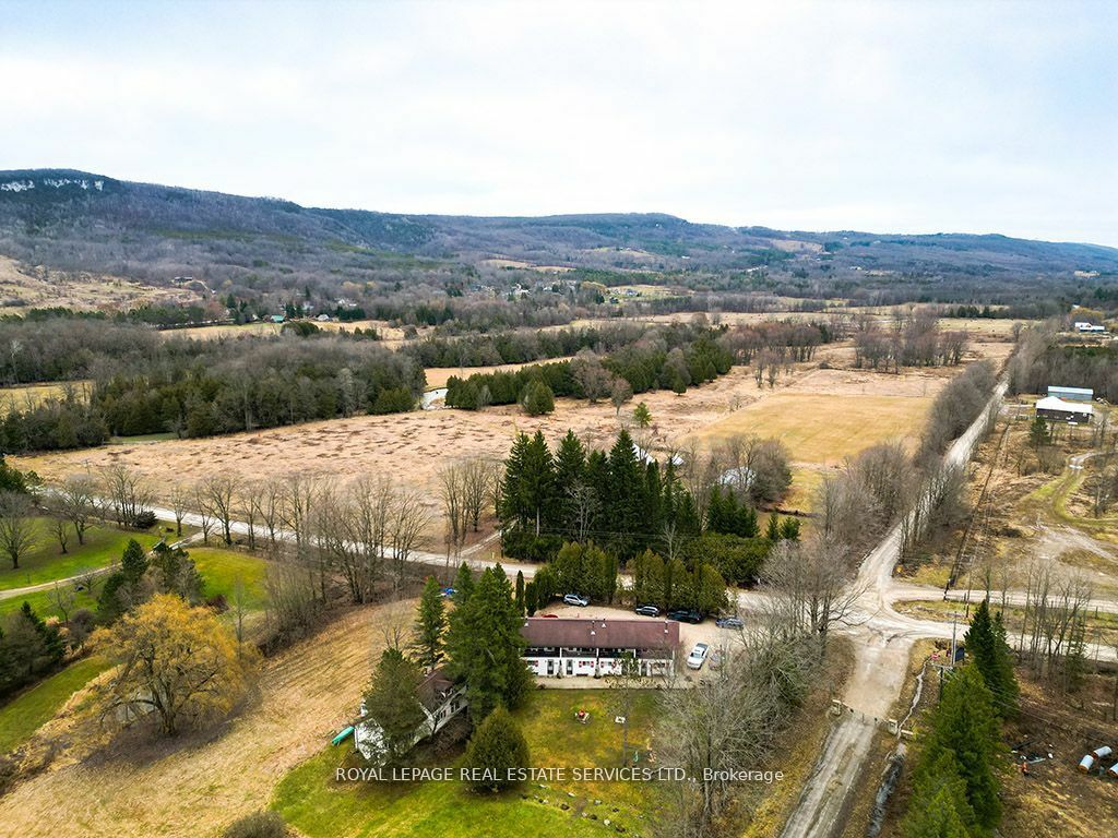 Property Photo:  566237 Sideroad 7A 3  ON N0C 1G0 