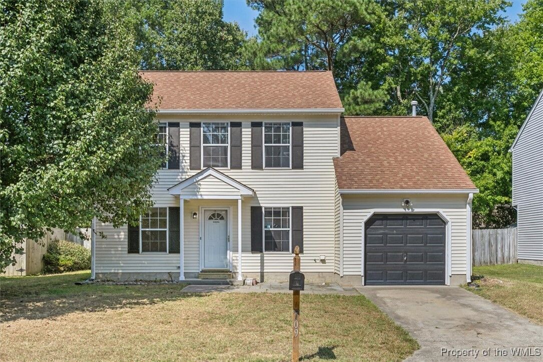 Photo de la propriété: 709 Prince Court VA 23608