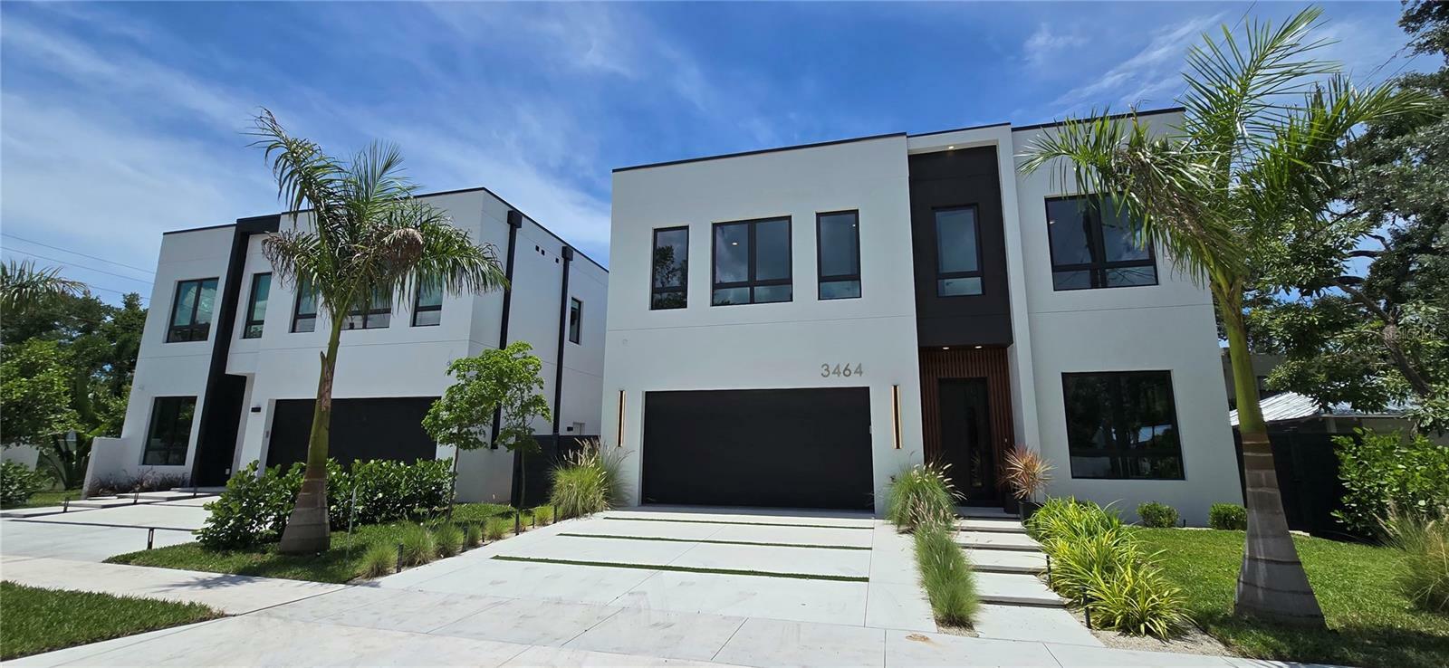 Property Photo: 3464 Camino Real FL 34239