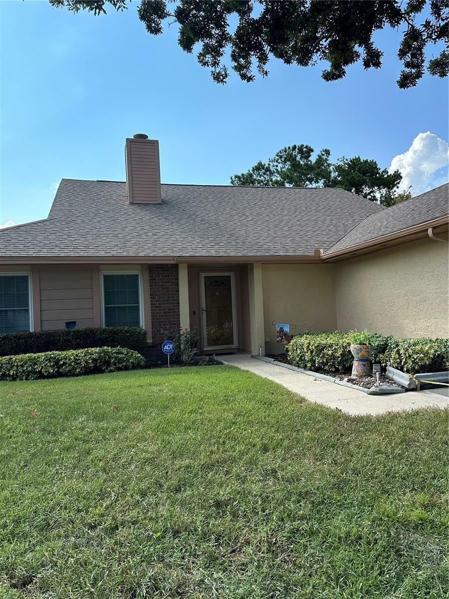 Property Photo:  664 Kissimmee Place  FL 32708 