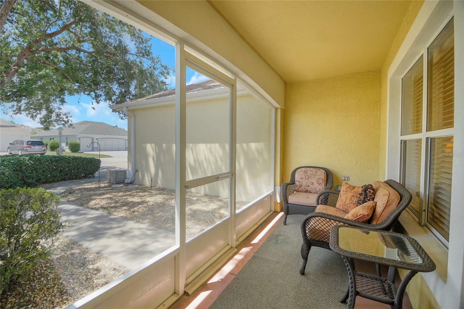 Property Photo: 1213 El Esparza Lane FL 32159