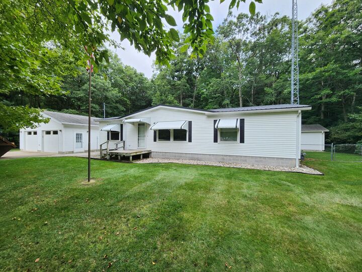 2950 W Oak Street  Rothbury MI 49452 photo