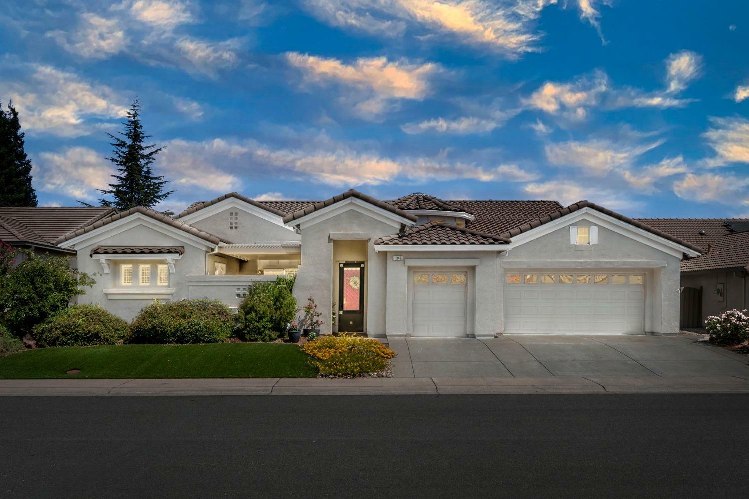 Property Photo:  1346 Rose Bouquet Drive  CA 95648 