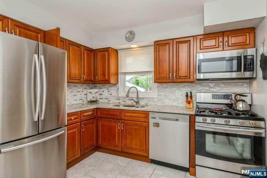 Property Photo: 718 Haven Place NJ 07036
