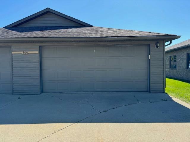 Property Photo: 300 10th Avenue SE 104 MN 56572