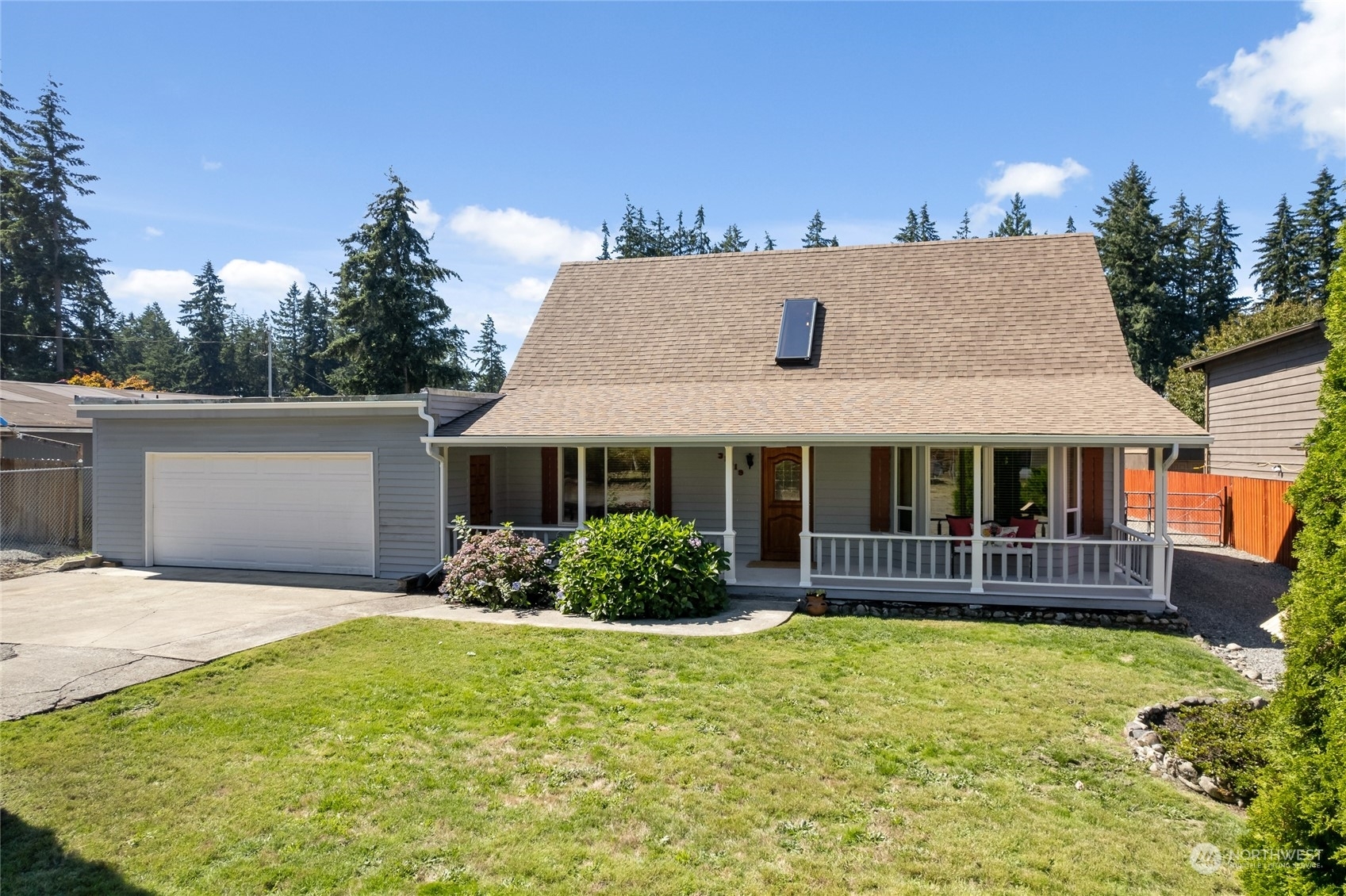 Property Photo: 31019 150th Avenue E WA 98042