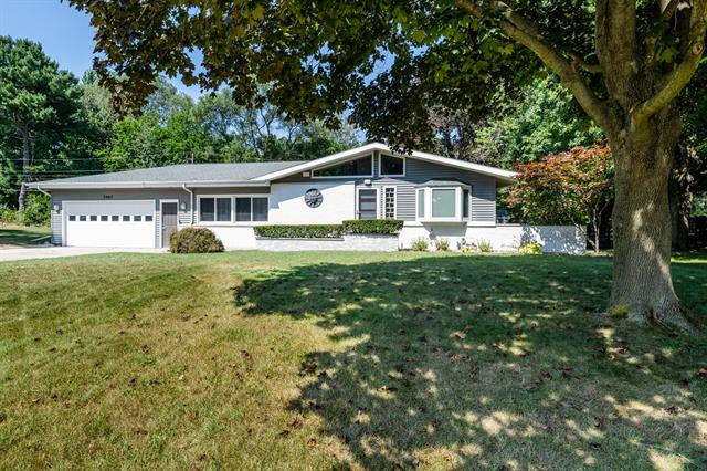 Property Photo:  2067 N Garden Lane  MI 49085 