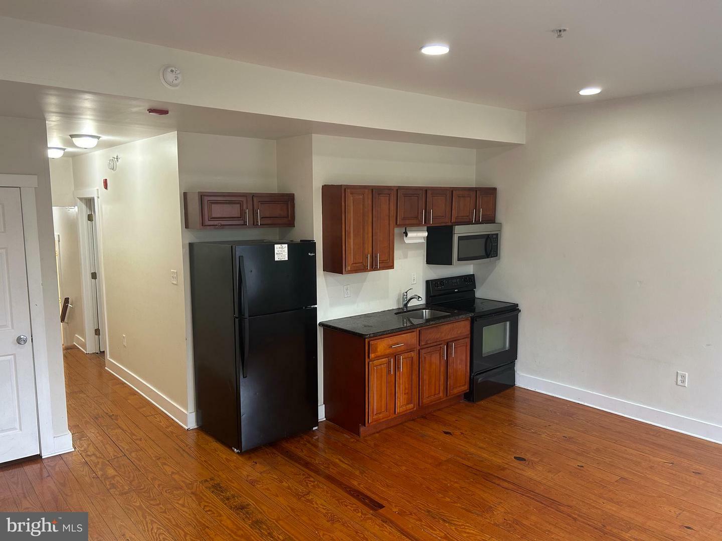 Property Photo:  1507 N 17th Street 3  PA 19121 