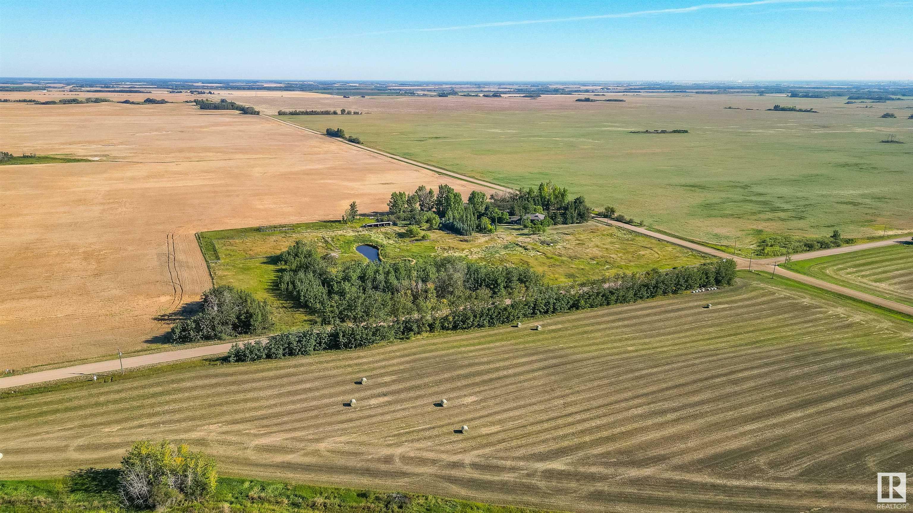 Property Photo:  Twp Rd 552 Rge Rd 230  AB T8L 2N9 