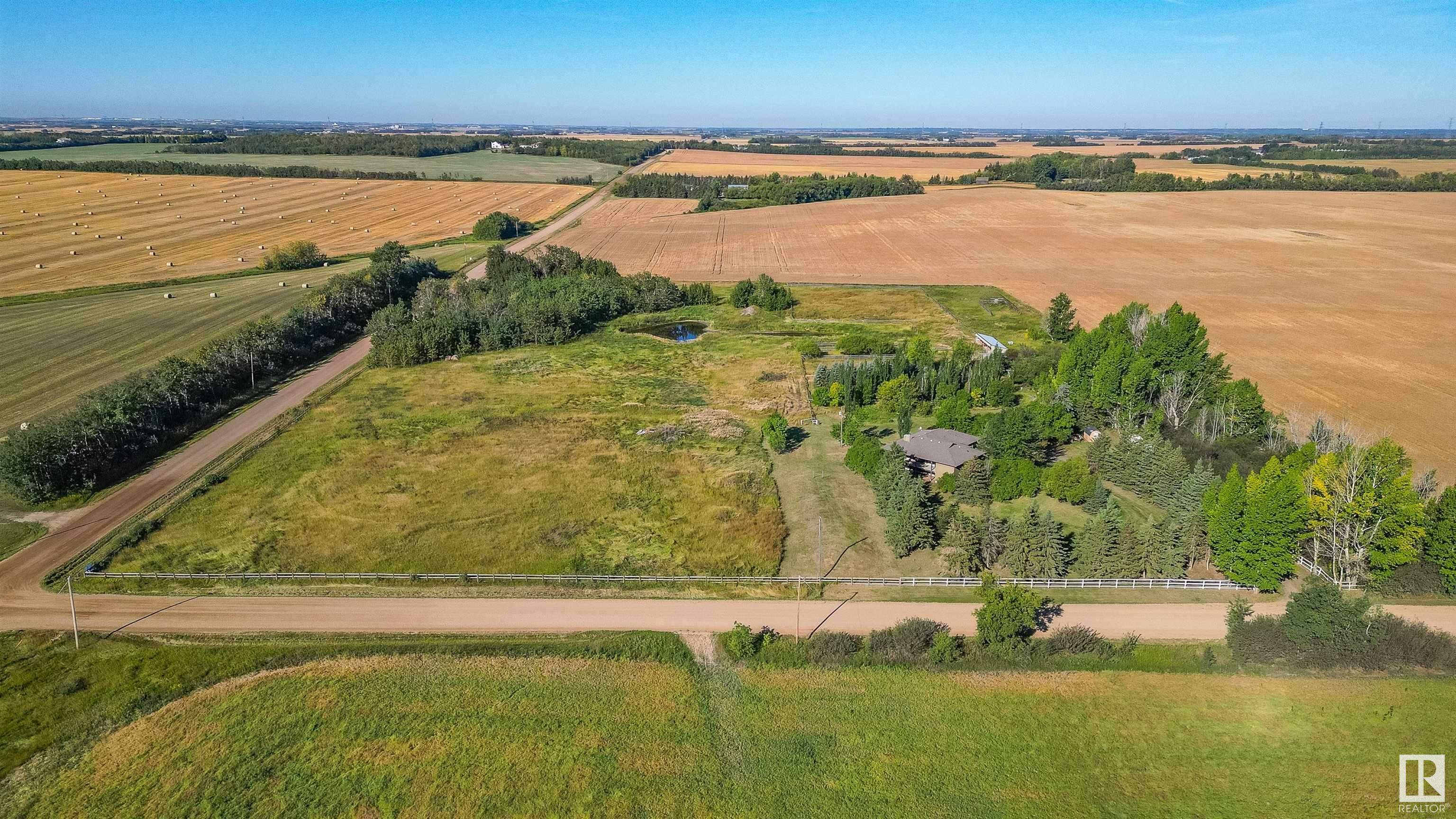 Property Photo:  Twp Rd 552 Rge Rd 230  AB T8L 2N9 