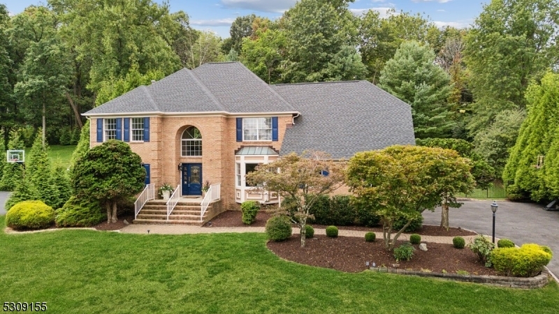 Property Photo:  12 Tanglewood Drive  NJ 07059 