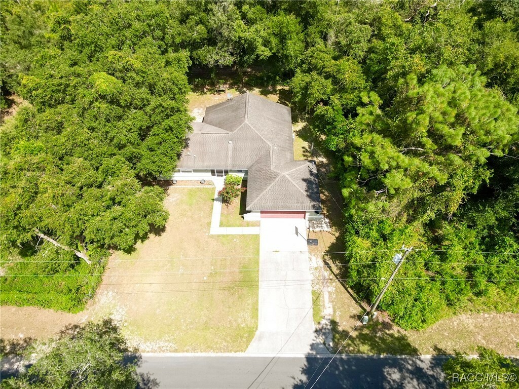 Property Photo:  1104 E Bucknell Avenue  FL 34450 