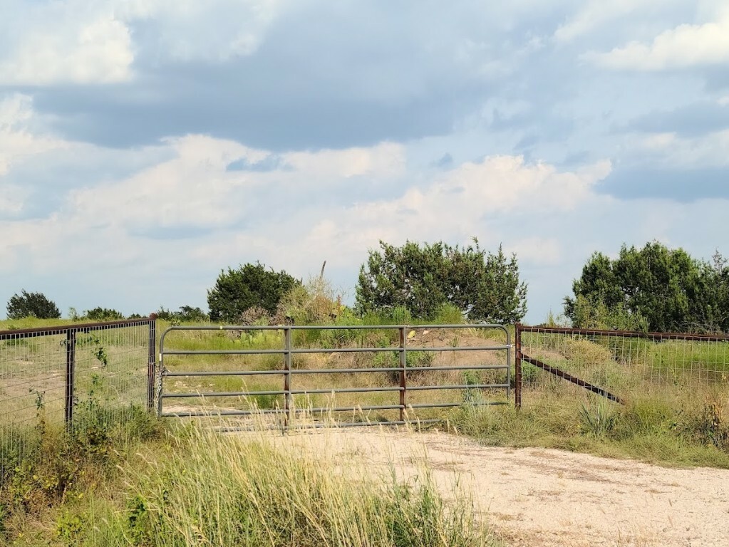 Property Photo:  9868 County Road 210  TX 78605 