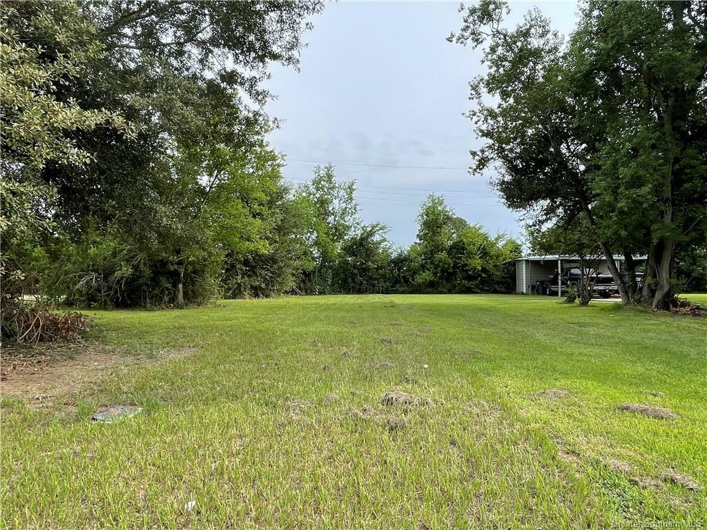 Property Photo:  2224 E Prien Lake Road E  LA 70601 