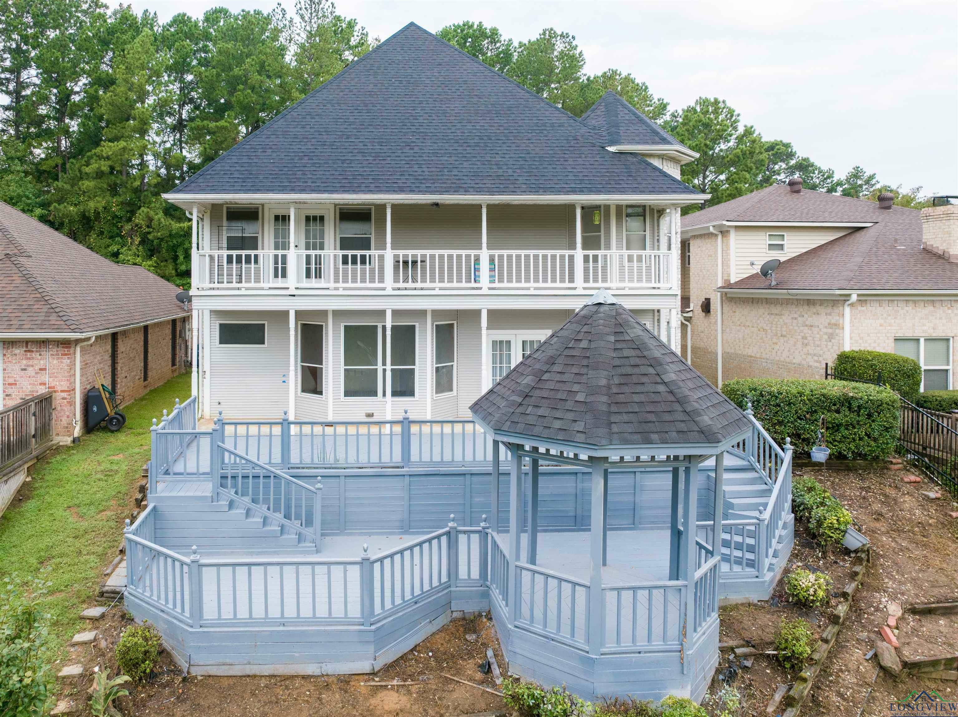 Property Photo: 26 Oak Creek Ridge Dr TX 75605