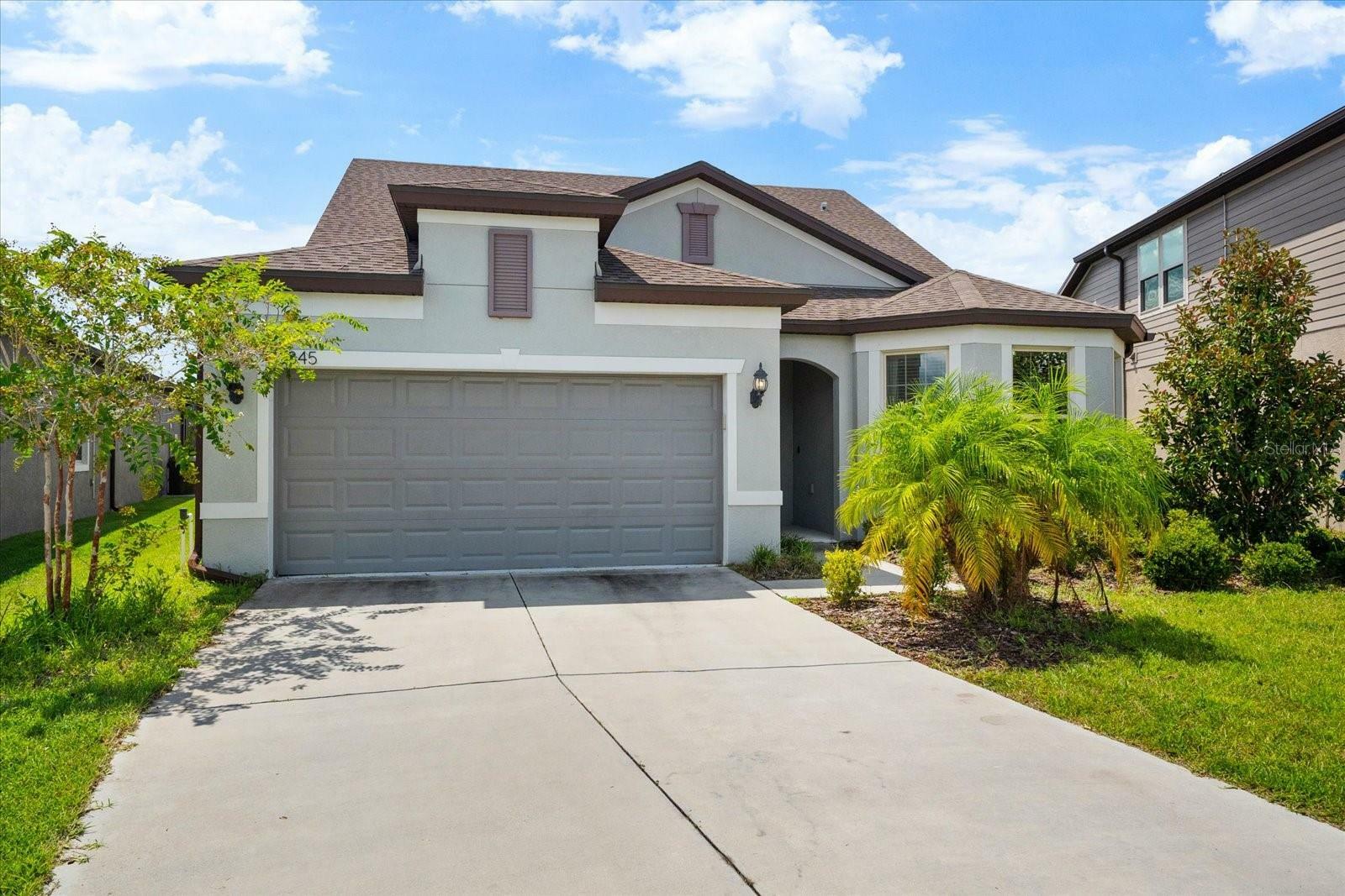 Property Photo:  13845 Carlow Park Drive  FL 33579 