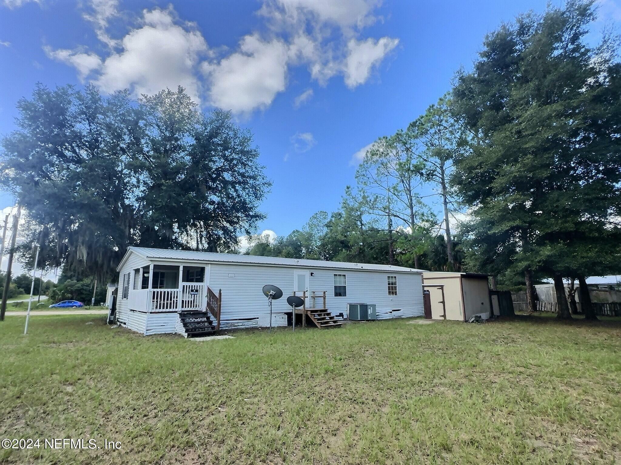 Property Photo:  2200 Kin Street  FL 32148 