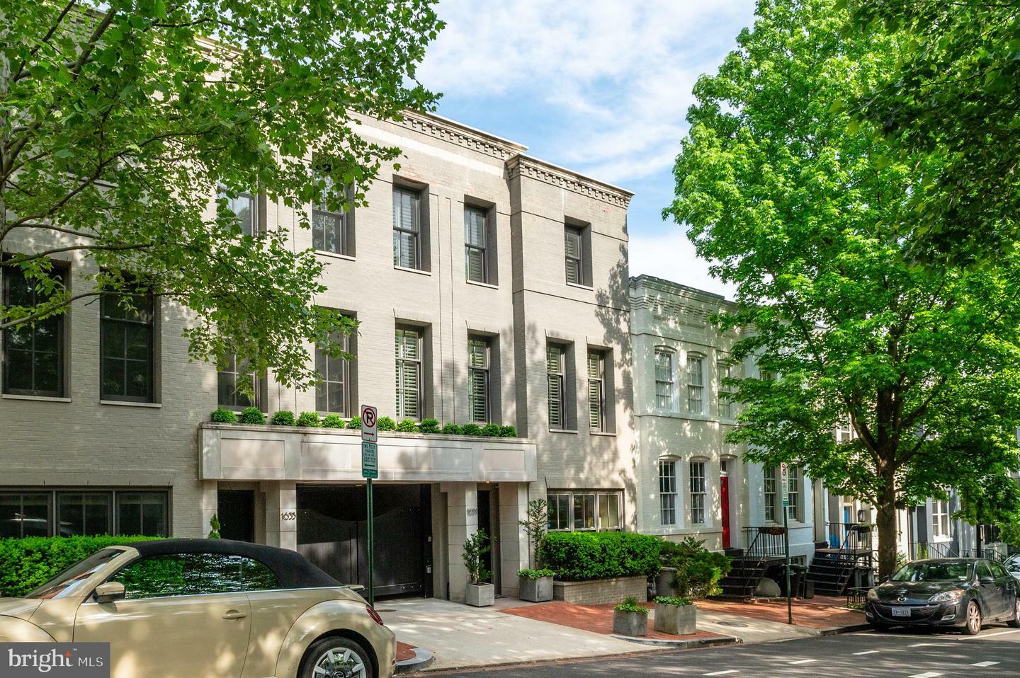 Property Photo:  1631 33rd Street NW  DC 20007 