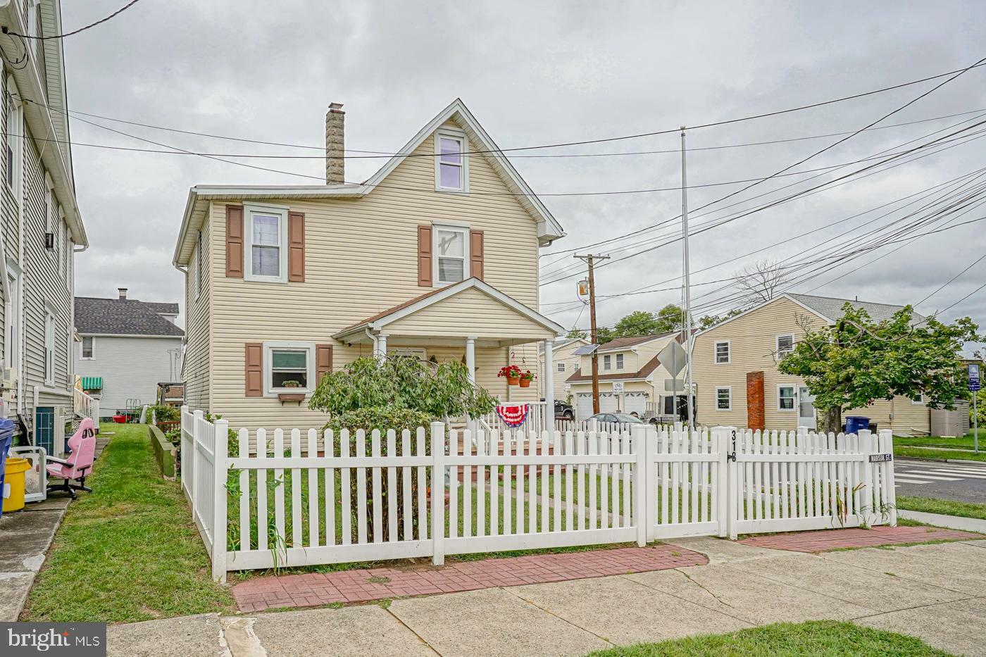 Property Photo:  318 Madison Street  NJ 08075 