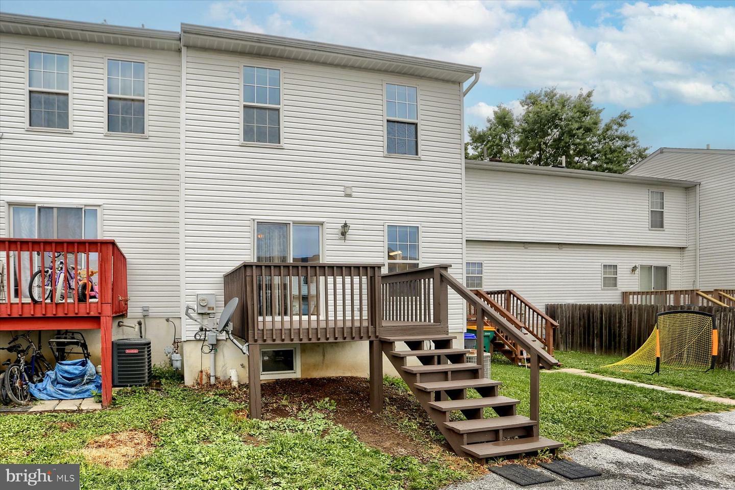 Property Photo:  28 Southmont Drive  PA 17025 