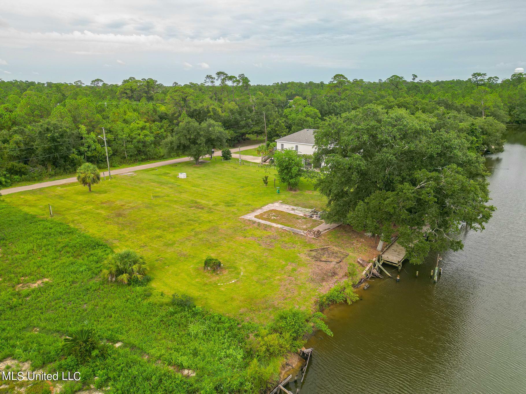 Property Photo:  128 Mimosa Street  MS 39571 