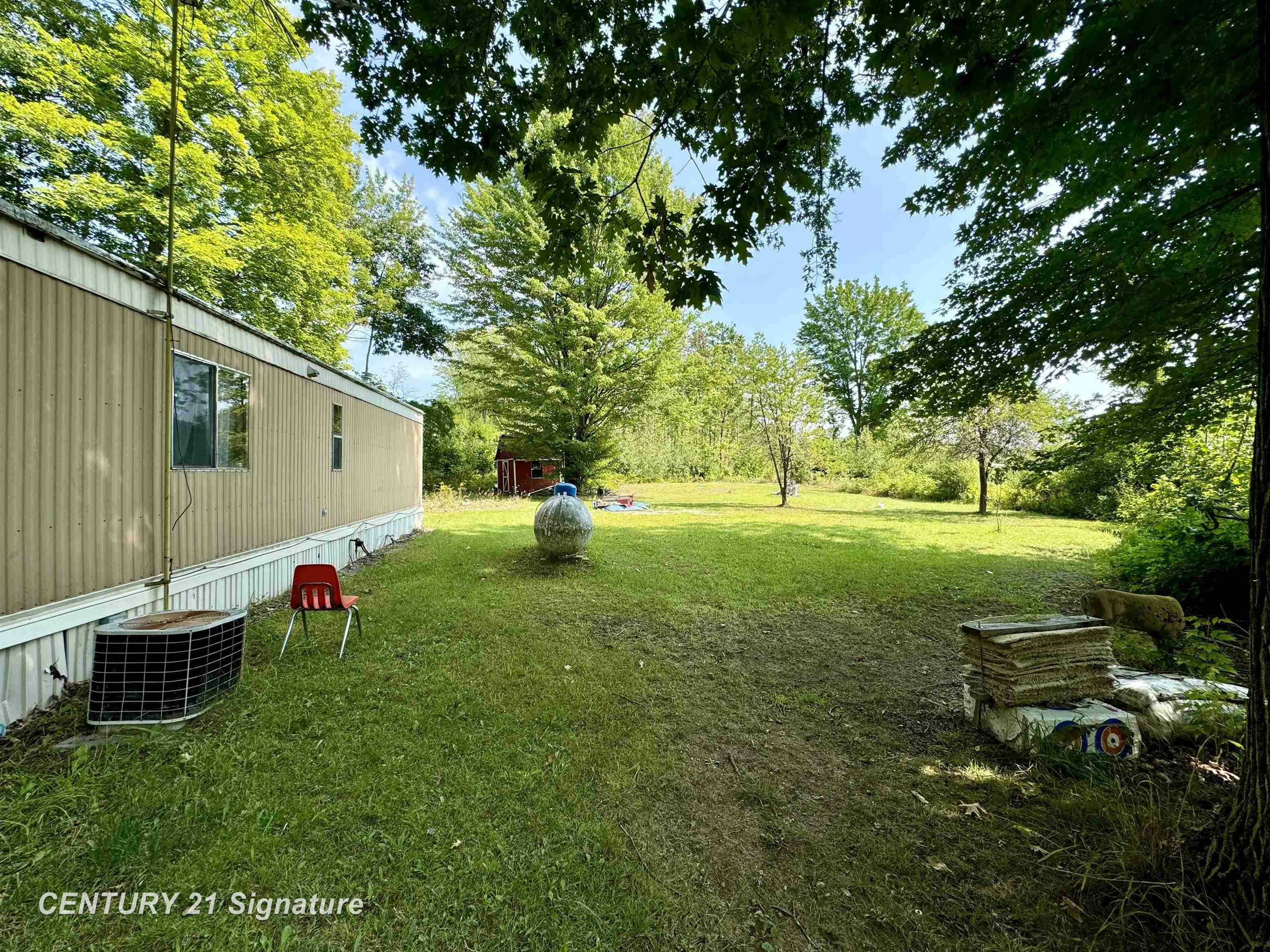 Property Photo:  3015 W Pinconning  MI 48652 