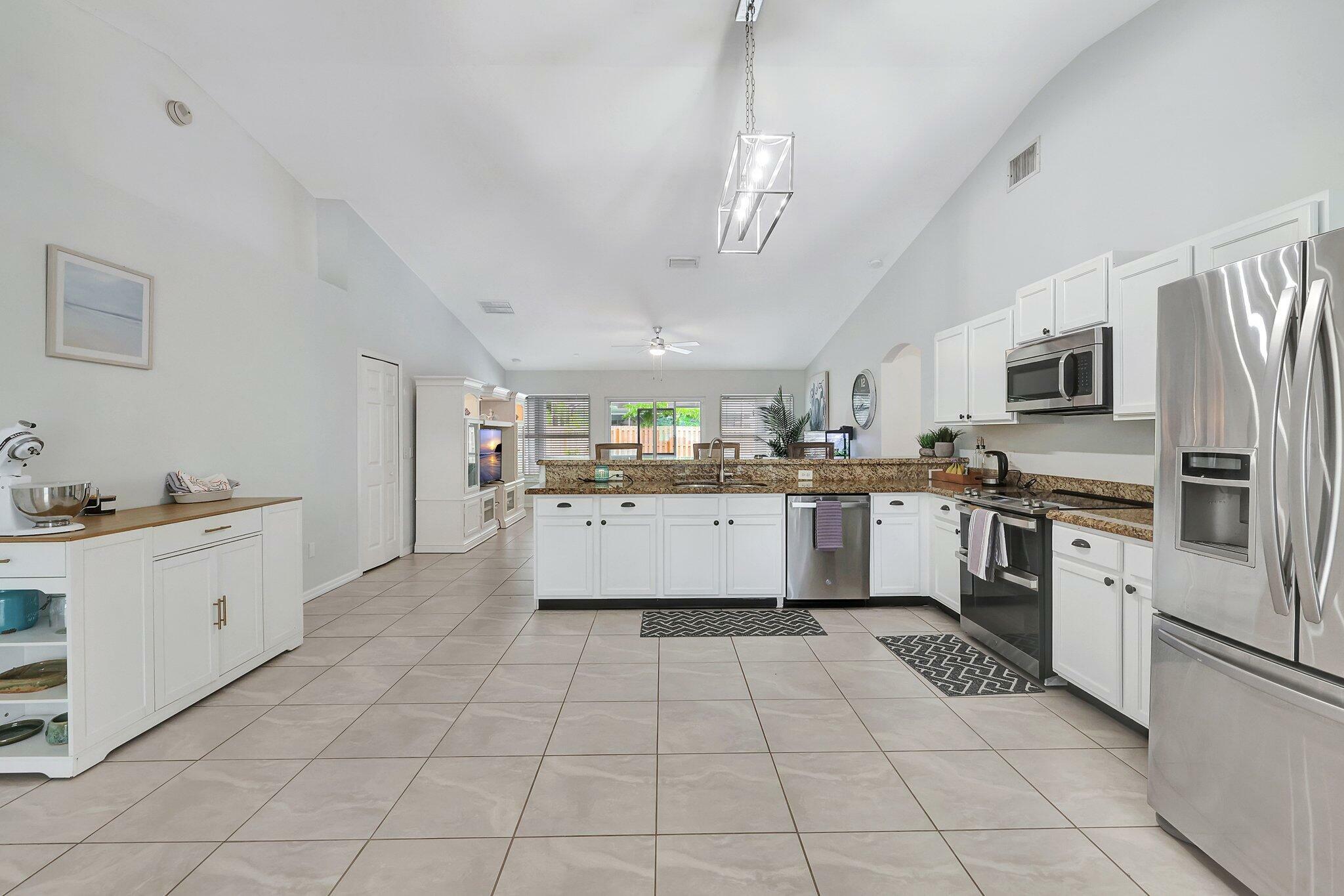 Property Photo:  1978 SW Oakwood Road  FL 34953 