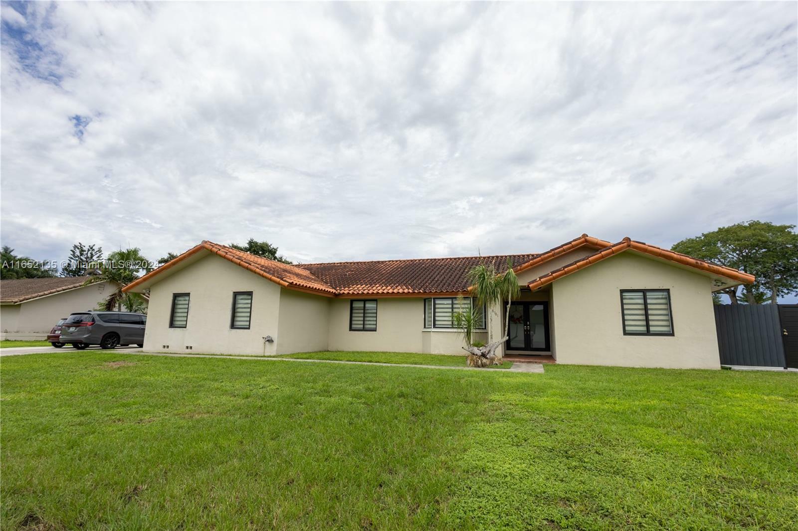 Property Photo:  18781 SW 294th Ter  FL 33030 