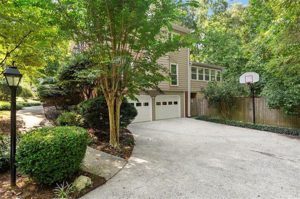 Property Photo:  1023 Knotts Pointe Drive  GA 30188 