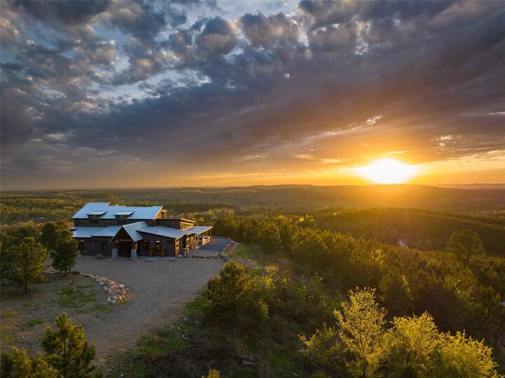 Property Photo: 561 Woodland Bluff Trail OK 74728
