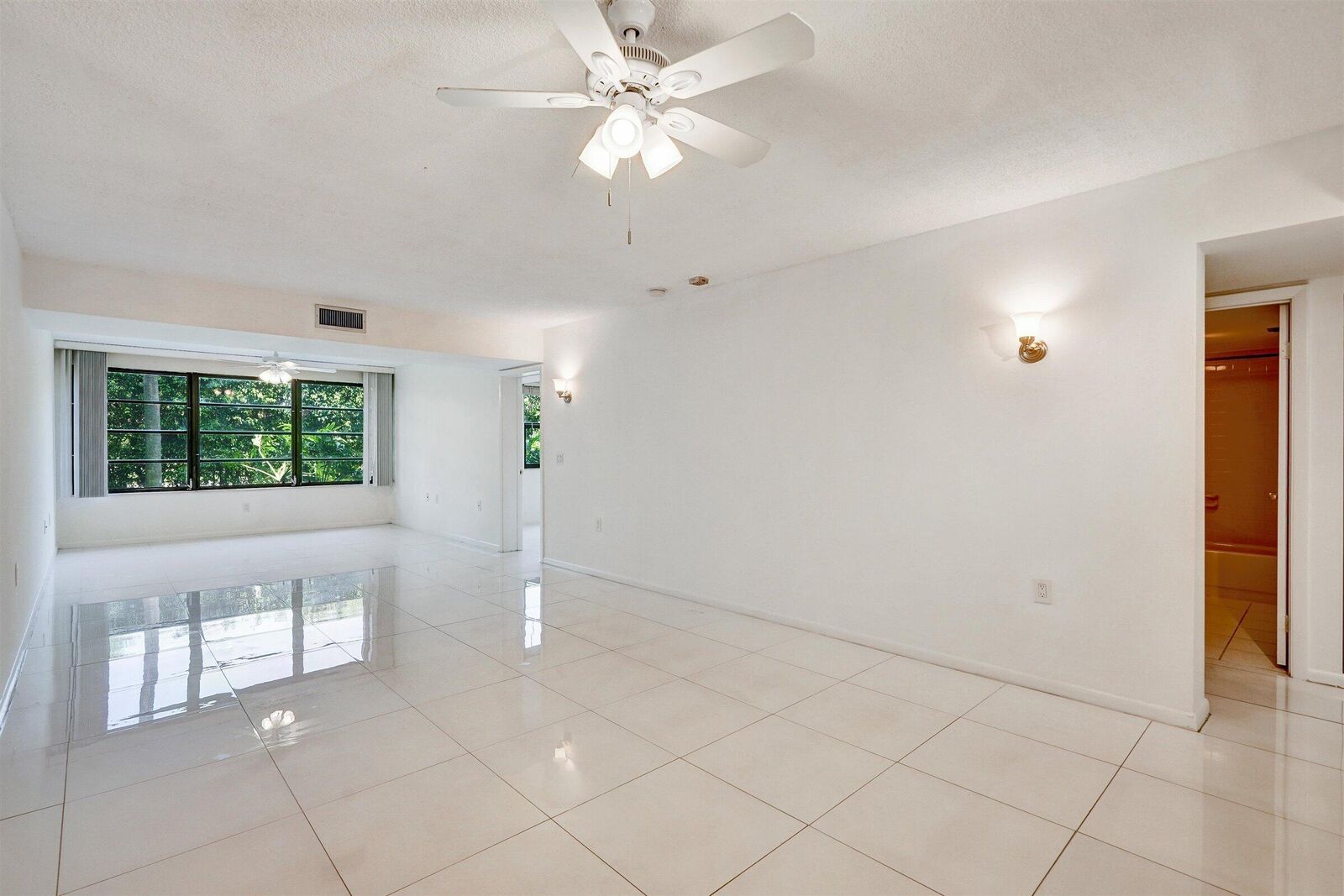 Property Photo: 3525 Village Boulevard 106 FL 33409