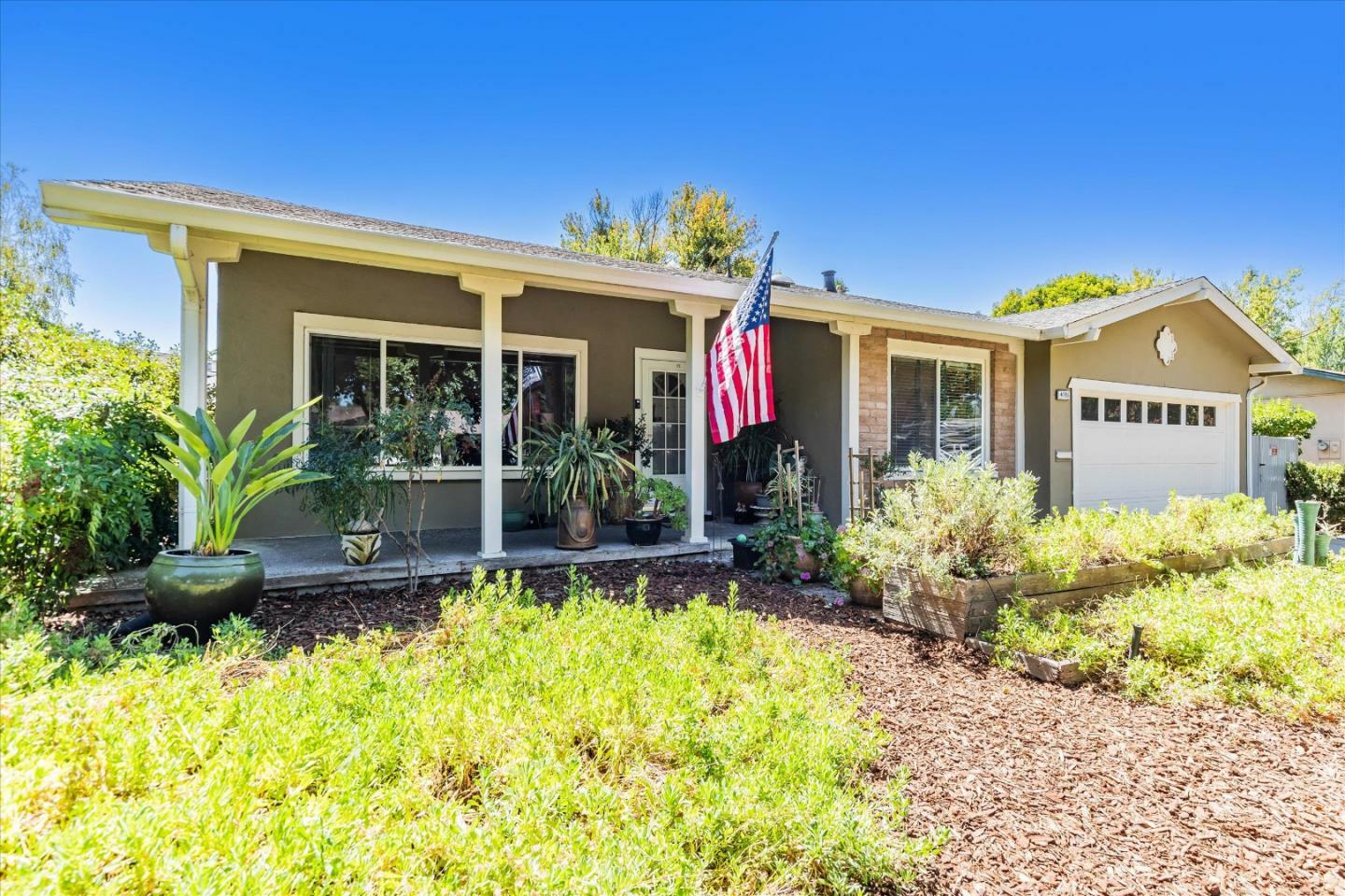 Property Photo:  4786 Golden Road  CA 94566 