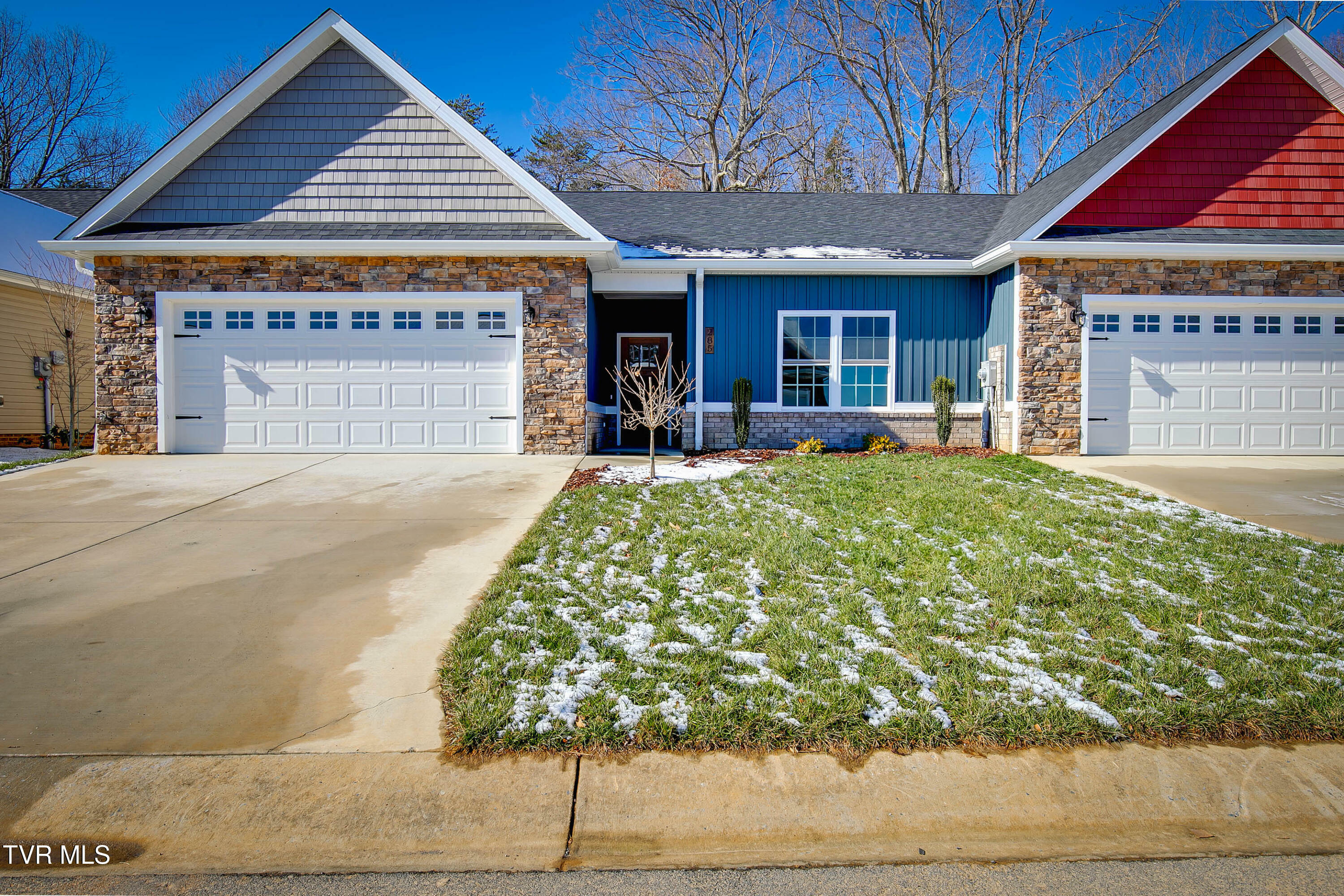 Property Photo:  285 Piper Glen  TN 37615 