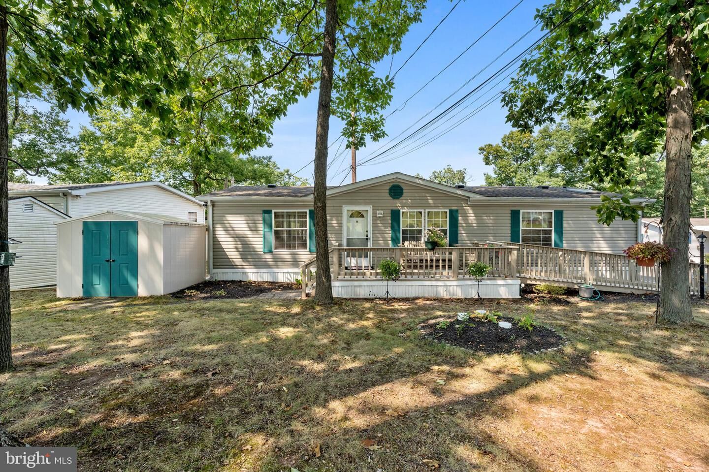 Property Photo:  2000 Perilli Drive  PA 18969 