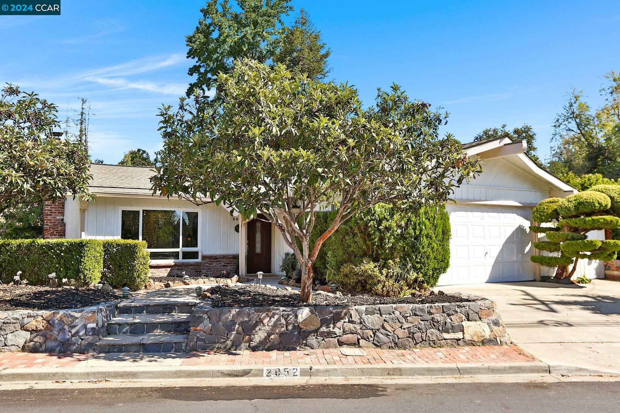 Property Photo:  2052 Mallard Dr  CA 94597 