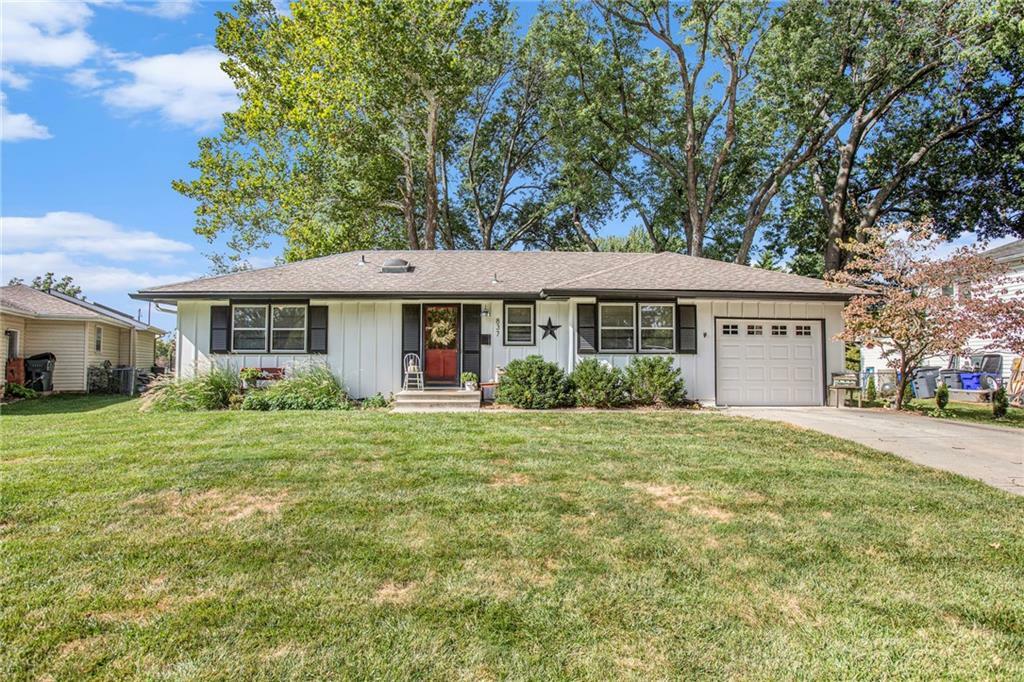 Property Photo:  837 S Sheridan Circle  KS 66061 