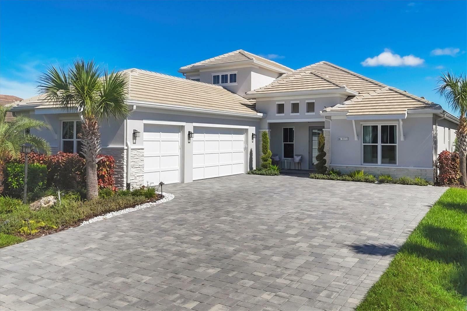 8172 Grande Shores Drive  Sarasota FL 34240 photo