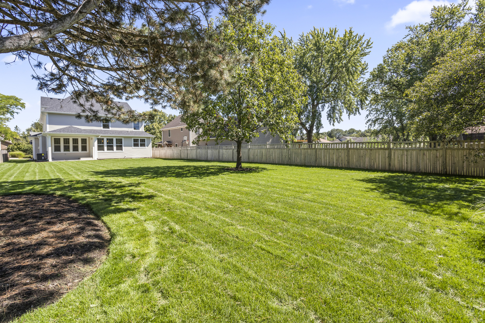 Property Photo:  4920 Stonewall Avenue  IL 60515 