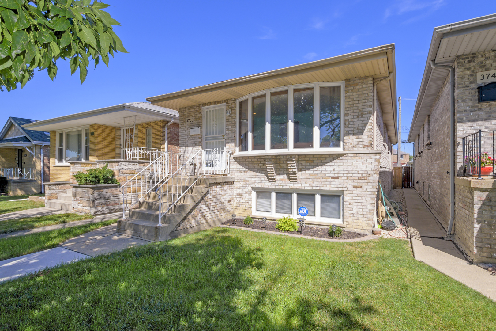 Property Photo:  3750 W 84th Street  IL 60652 