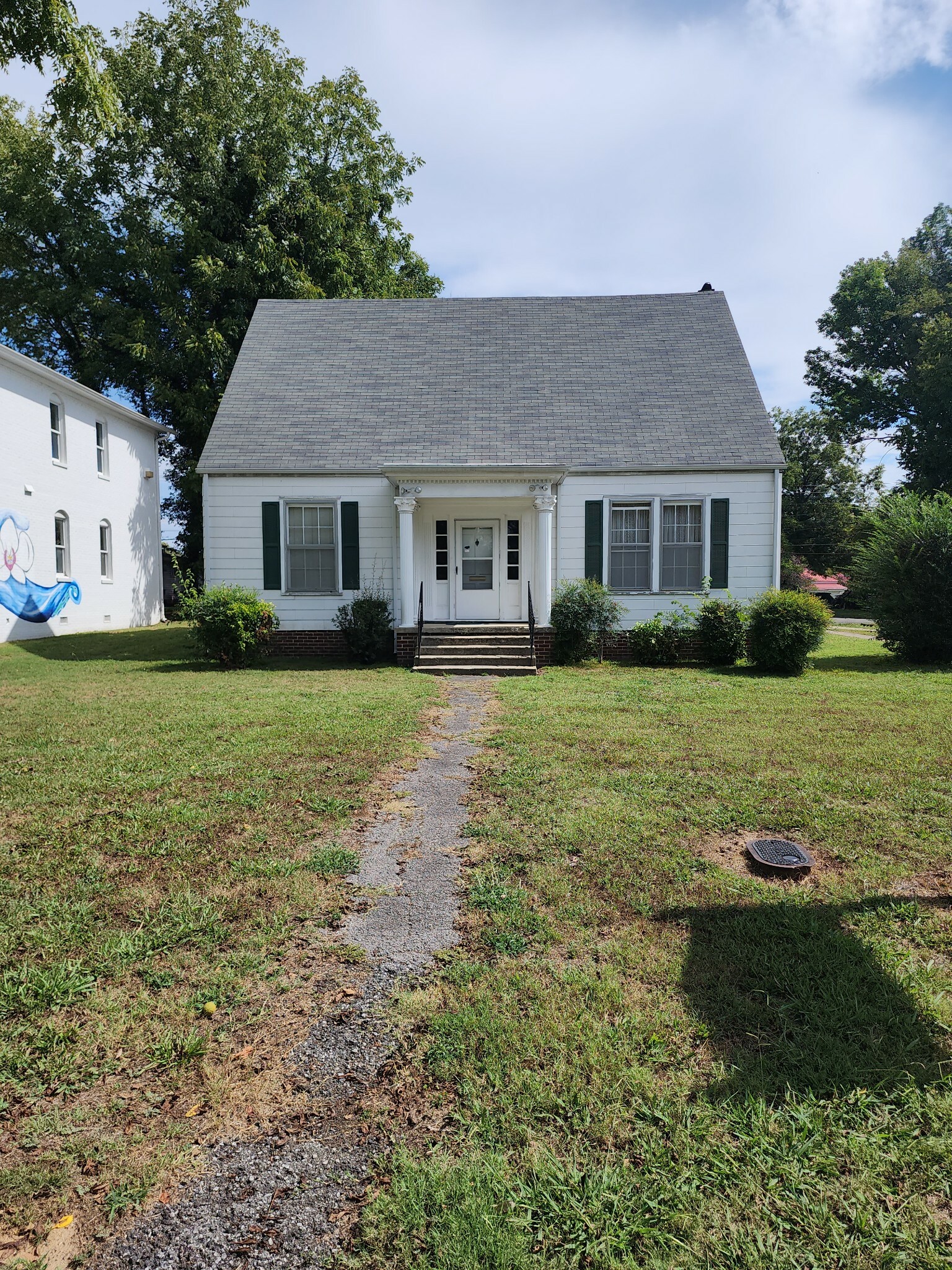 405 S Jackson St  Tullahoma TN 37388 photo