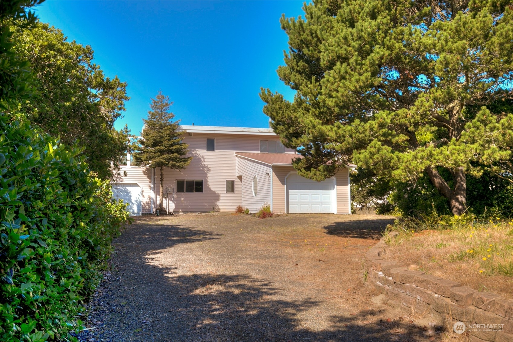 Property Photo:  321 SW Sand Dune Avenue  WA 98569 