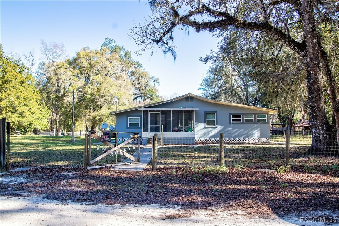 Property Photo:  7545 S Old Oaks Drive  FL 34436 