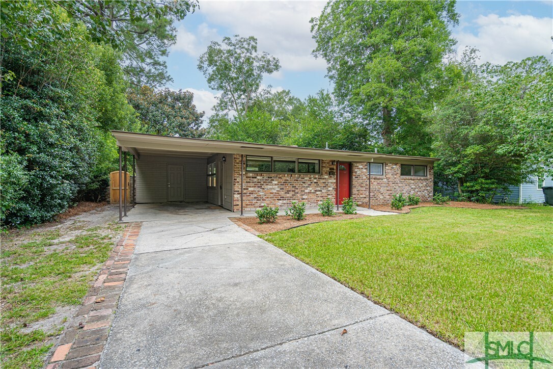 2331 Tousaint Avenue  Savannah GA 31404 photo