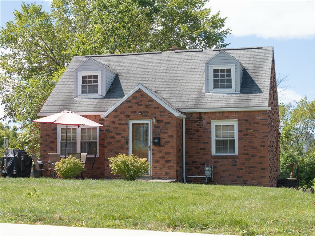 Property Photo: 959 Corace Drive PA 15243