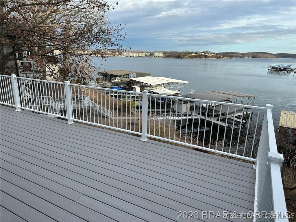 807 Imperial Point Point  Lake Ozark MO 65049 photo