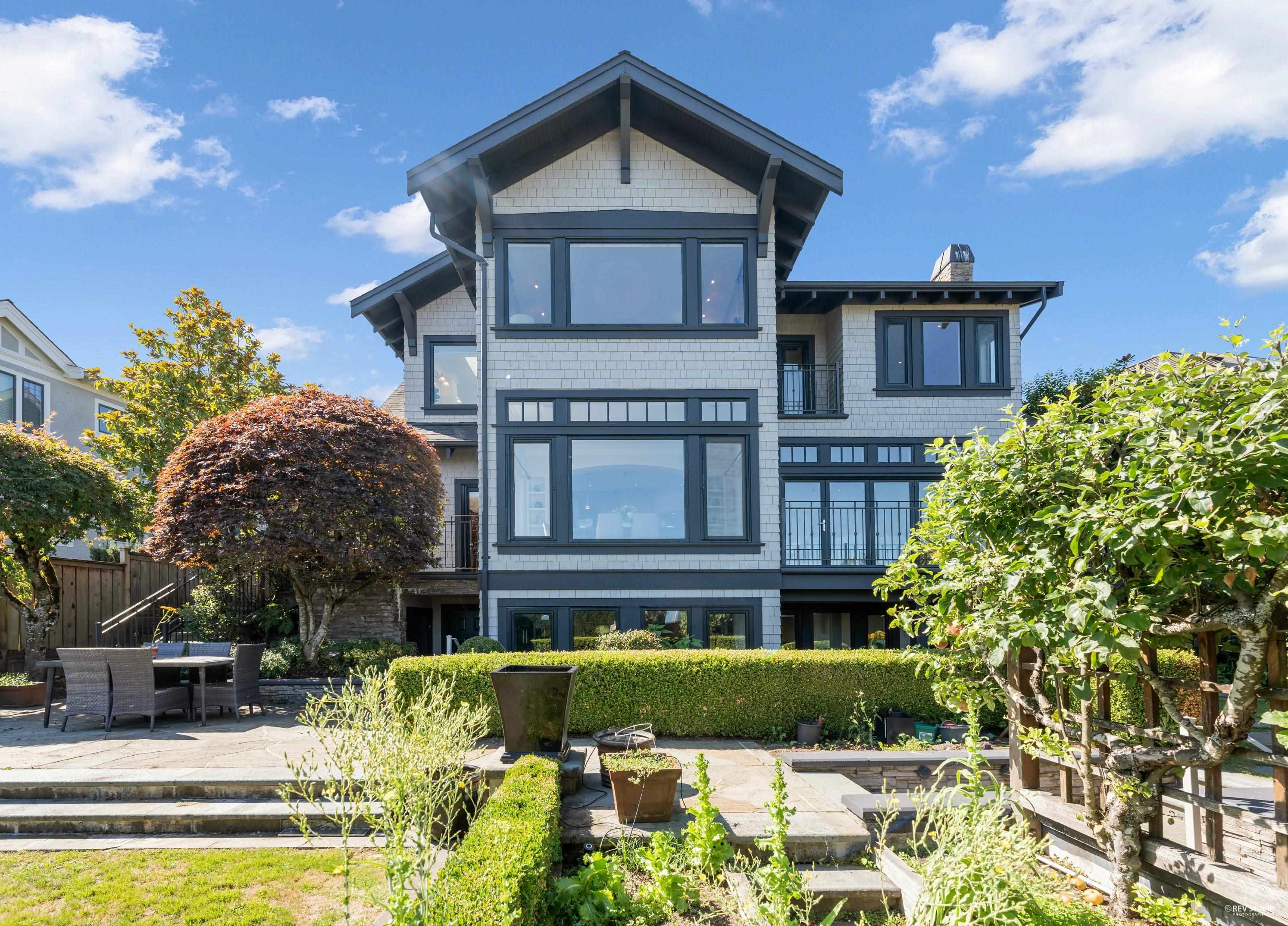 Photo de la propriété: 4658 Elm Street BC V6L 2L2