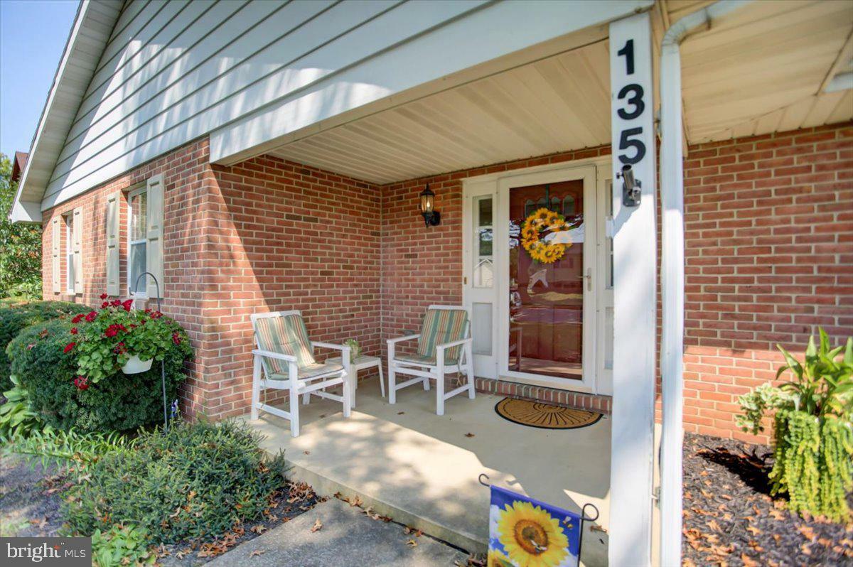 Property Photo:  135 Park Place W  PA 17257 