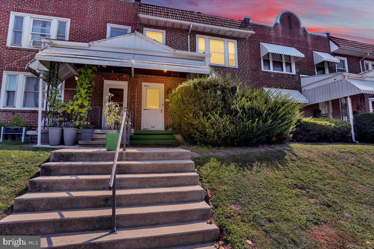 Property Photo:  303 S 3rd Avenue  PA 19611 