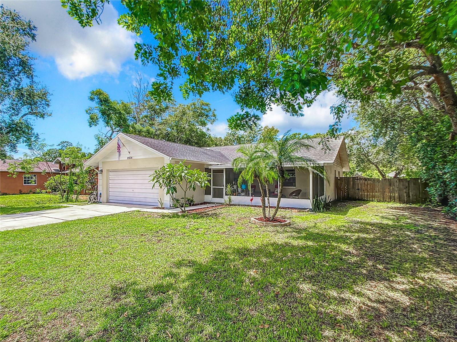 Property Photo:  11574 Murray Avenue  FL 33778 