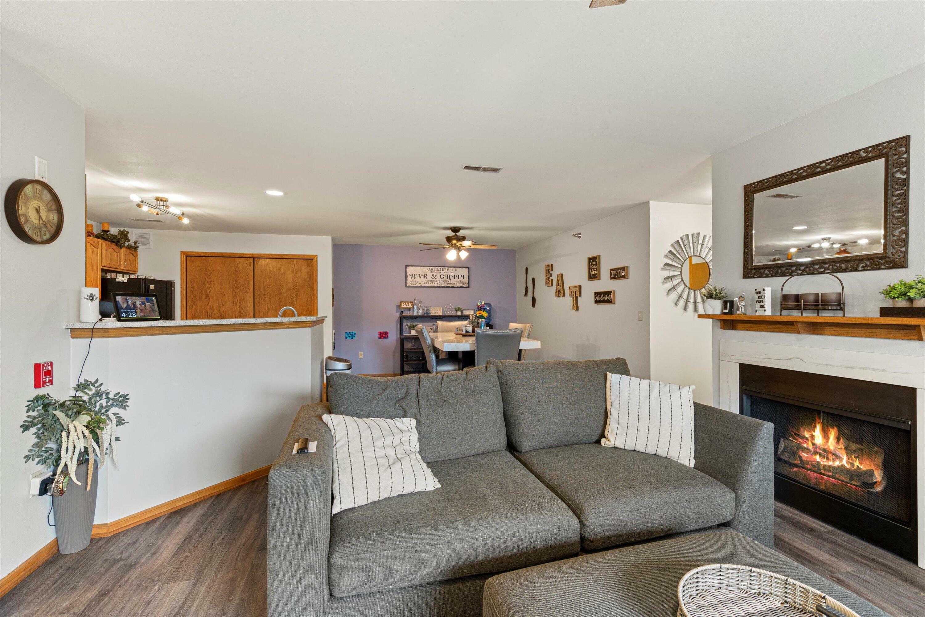 Property Photo:  926 Oconomowoc Pkwy  WI 53066 